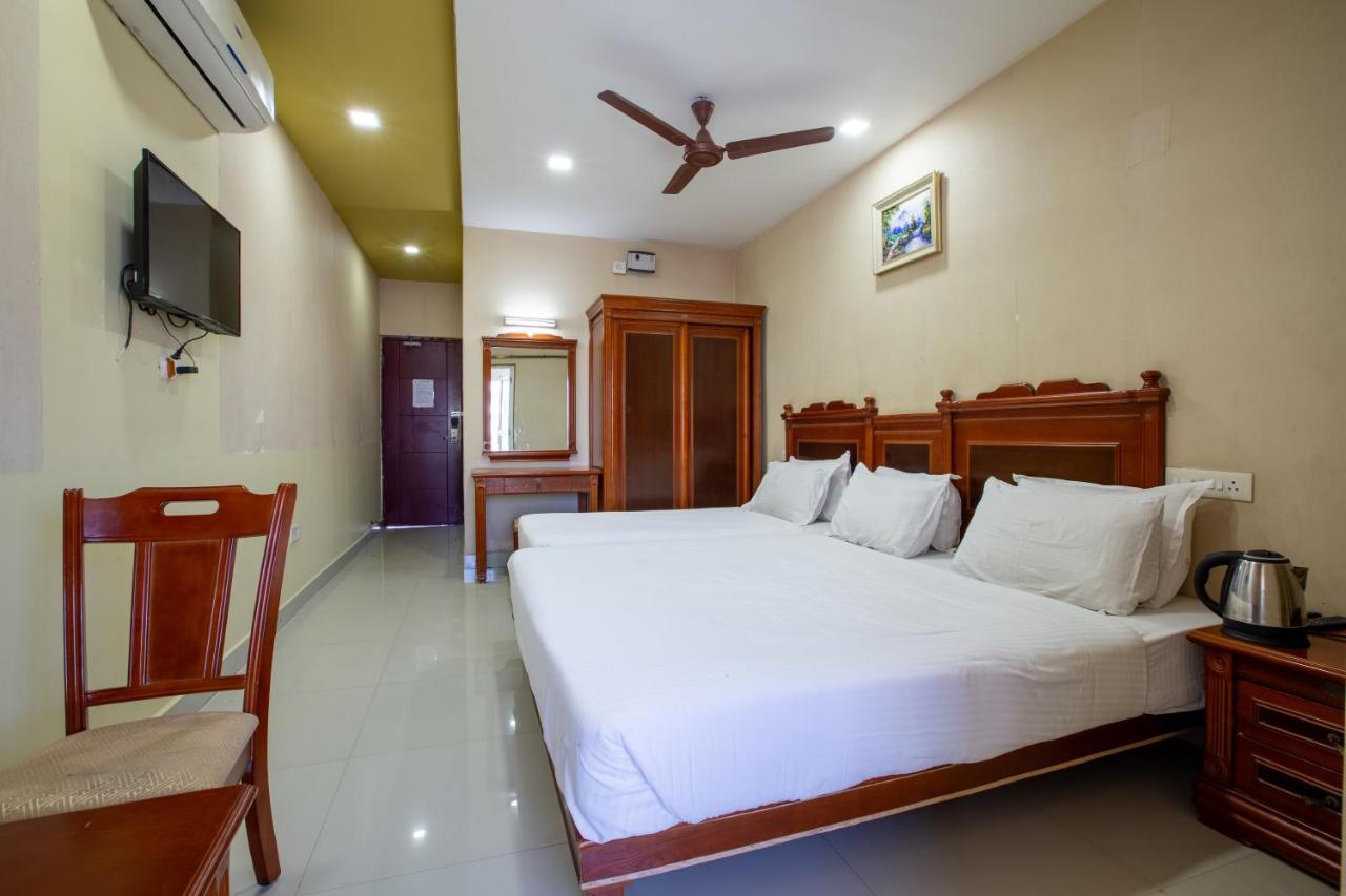 Svs Grande Hotel Pudukkottai Ngoại thất bức ảnh