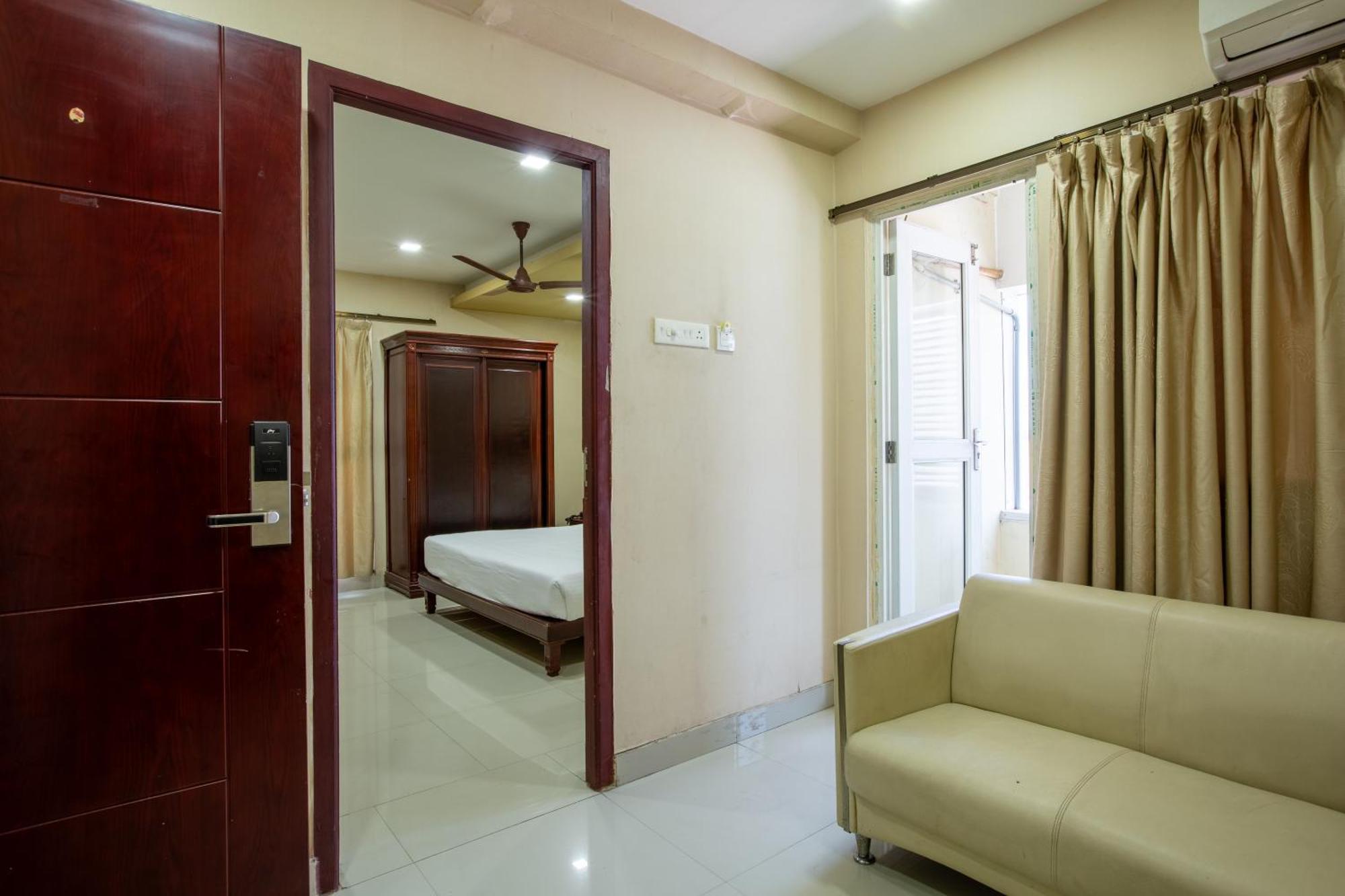 Svs Grande Hotel Pudukkottai Ngoại thất bức ảnh